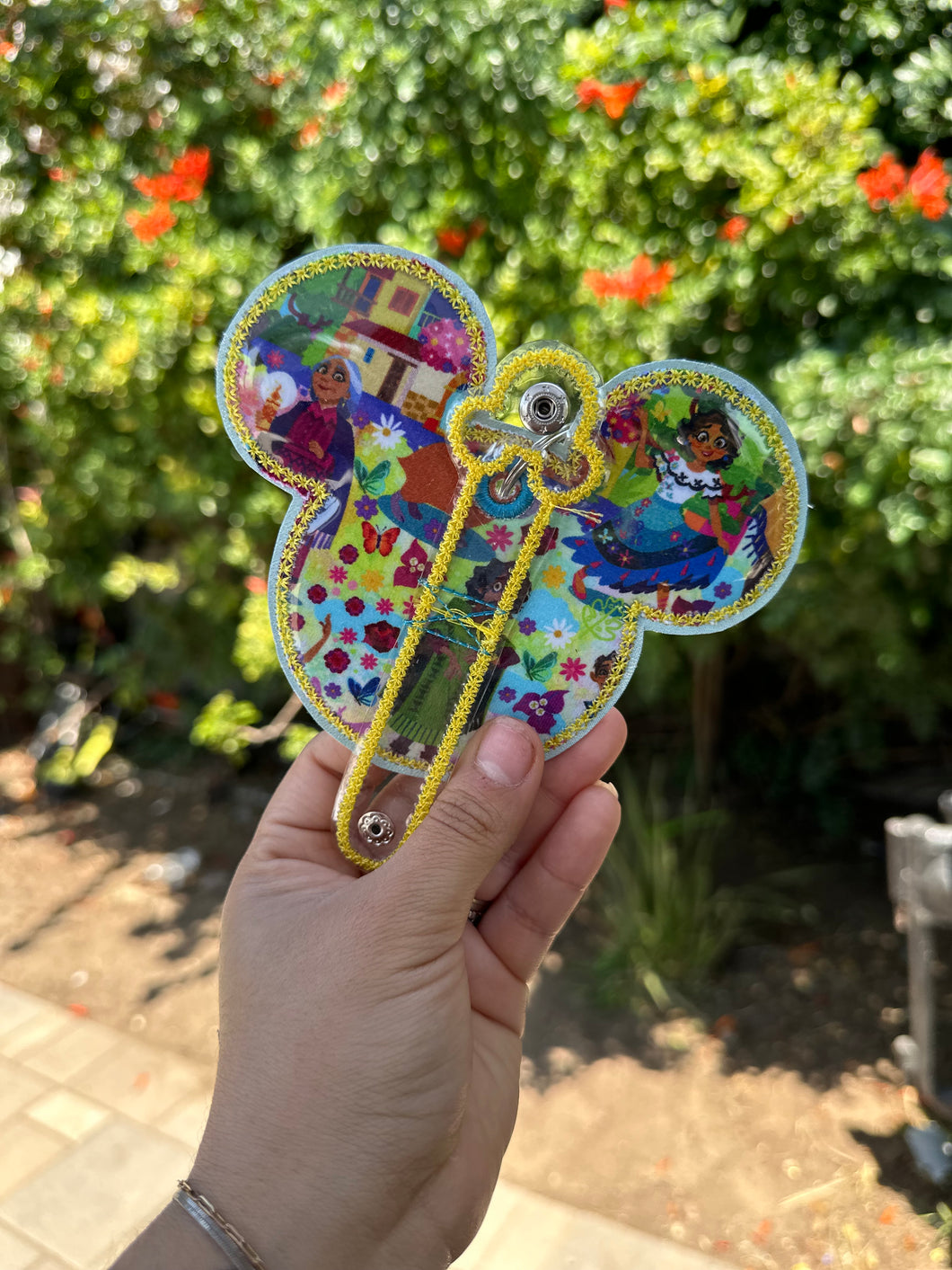 Keychain Earholders